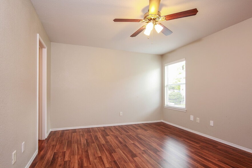 Building Photo - 3432 Crisoforo Dr