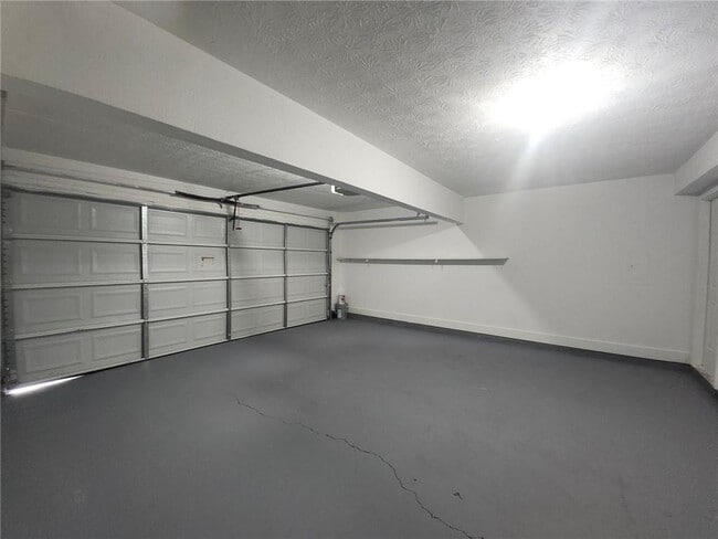 Building Photo - 3225 Landgraf Close