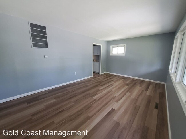 Building Photo - 3 br, 1 bath House - 1709 Ace Place