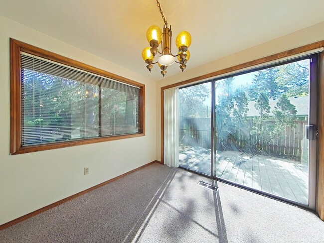 Building Photo - SPRING SPECIAL ~ $1150 OFF FIRST MONTH RENT
