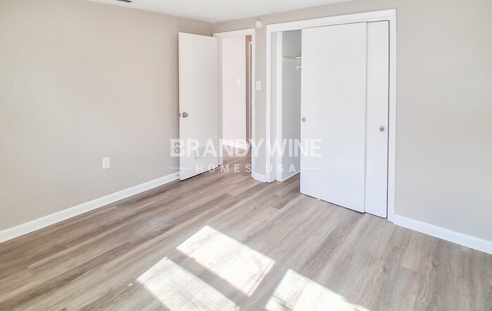 Building Photo - 7307 Cypress Dr