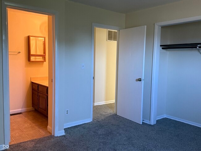 Building Photo - 8365 Paso Del Norte Ct