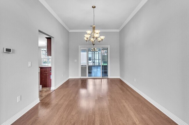 Building Photo - 3/2 Home with EV Charger, Great Outdoor Sp...