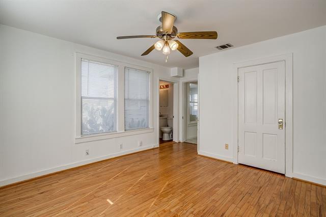 Building Photo - 3200 Sandage Ave