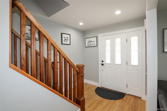 Building Photo - 11 Otsego Ave