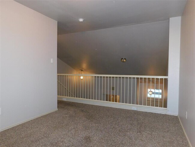 Building Photo - 14813 Falling Stone Ln