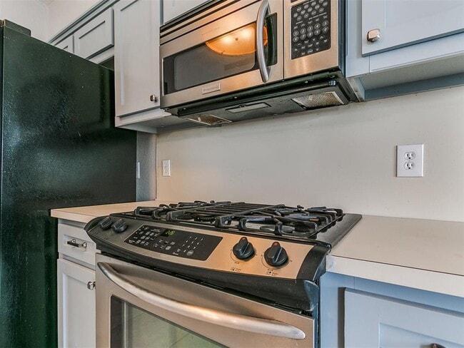 Building Photo - 117 Sonora