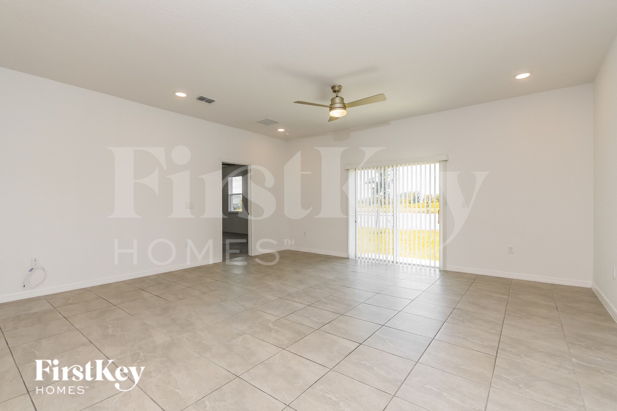 Building Photo - 1630 Isleta Lp