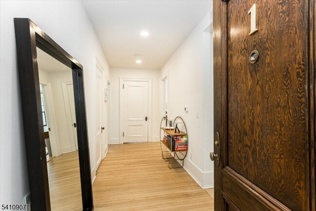 Building Photo - 11 Upper Mountain Ave