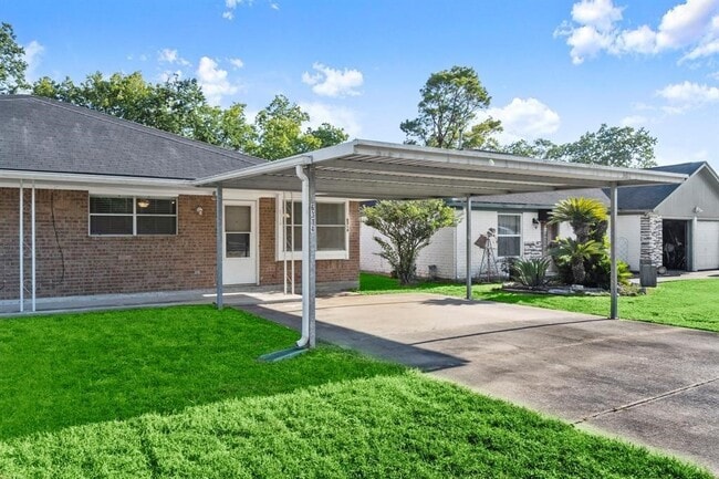 Building Photo - 6314 Olson Ln