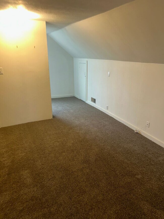 Building Photo - 29133 Milliron Rd