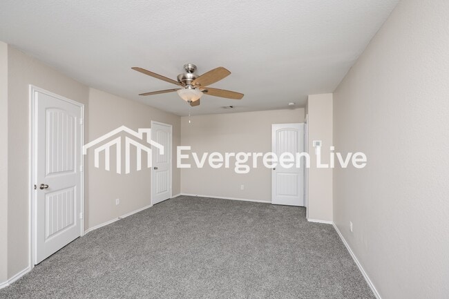 Building Photo - 1501 Meadow Creek Dr