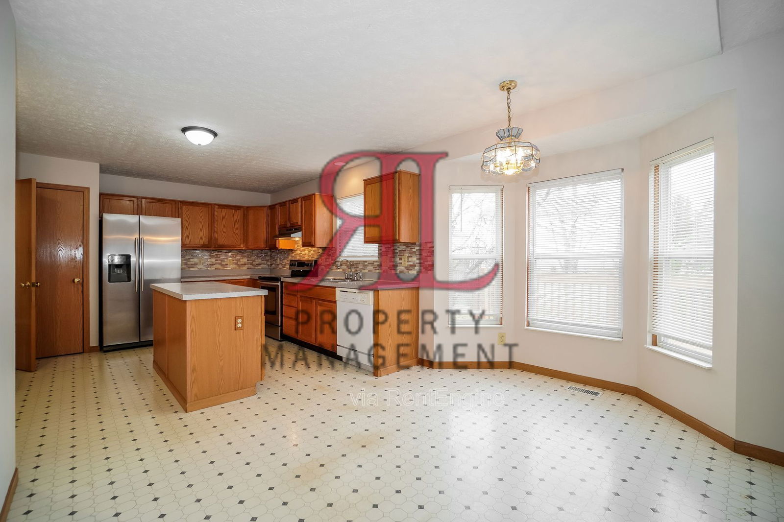 Building Photo - 3180 Omega Dr