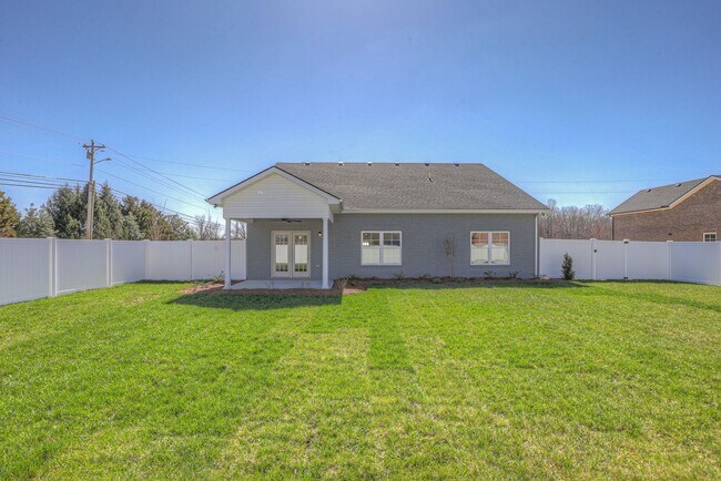 Building Photo - BRAND NEW 3 Bed 2 Bath Home with Fenced in...
