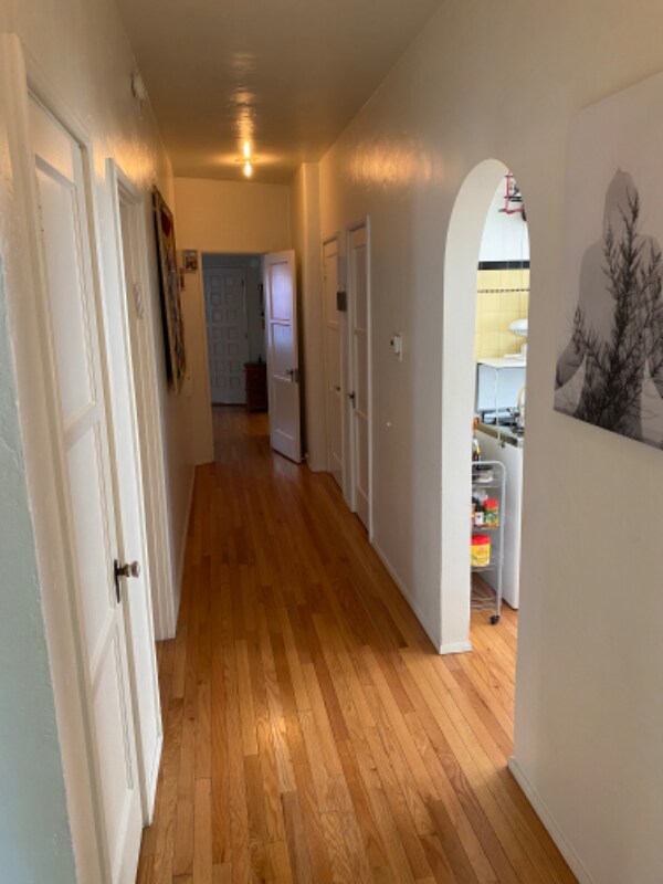 Building Photo - 1149 S Hayworth Ave
