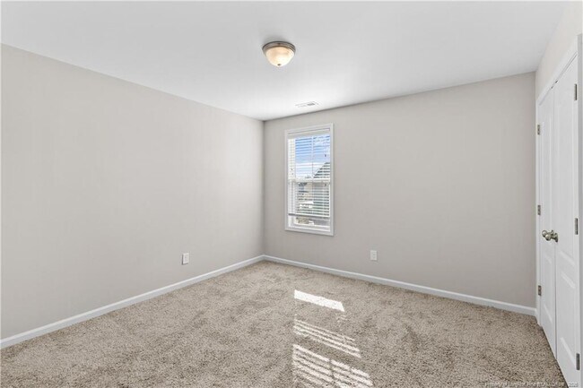 Building Photo - 120 Chatfield Dr.