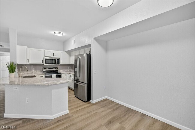 Building Photo - 15585 Ocean Walk Circle