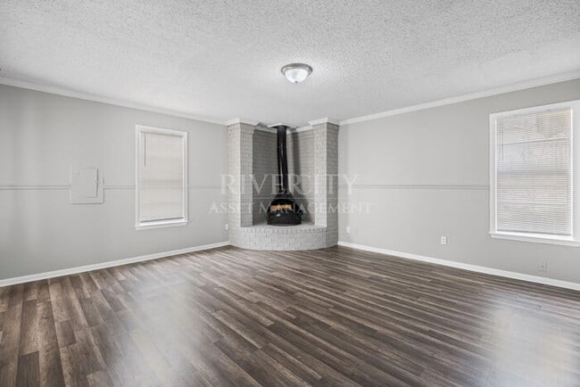 Building Photo - 42 Bonita Dr