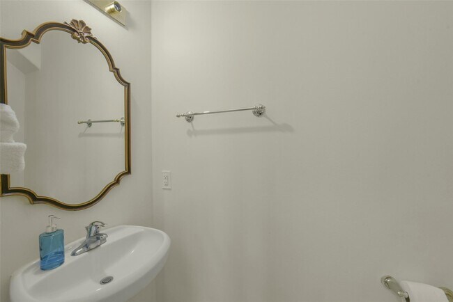 Building Photo - 17319 Deep Prairie Dr