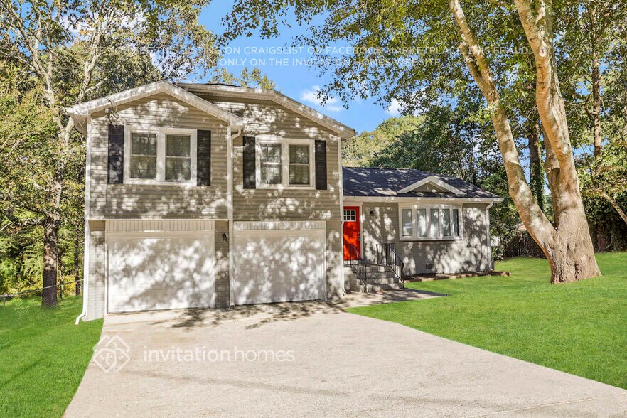 Building Photo - 3049 Larkspur Cir SW