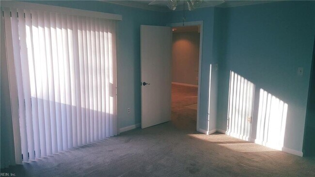 Building Photo - Ocean Lakes