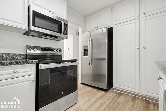 Building Photo - Charming 2Bdm 2Ba Condo in a Gated Community in Rancho Bernardo!