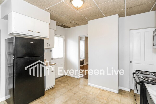 Building Photo - 4524 Whetsel Ave