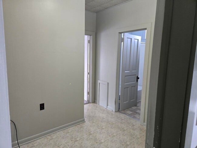 Building Photo - 135 W Michigan Ave