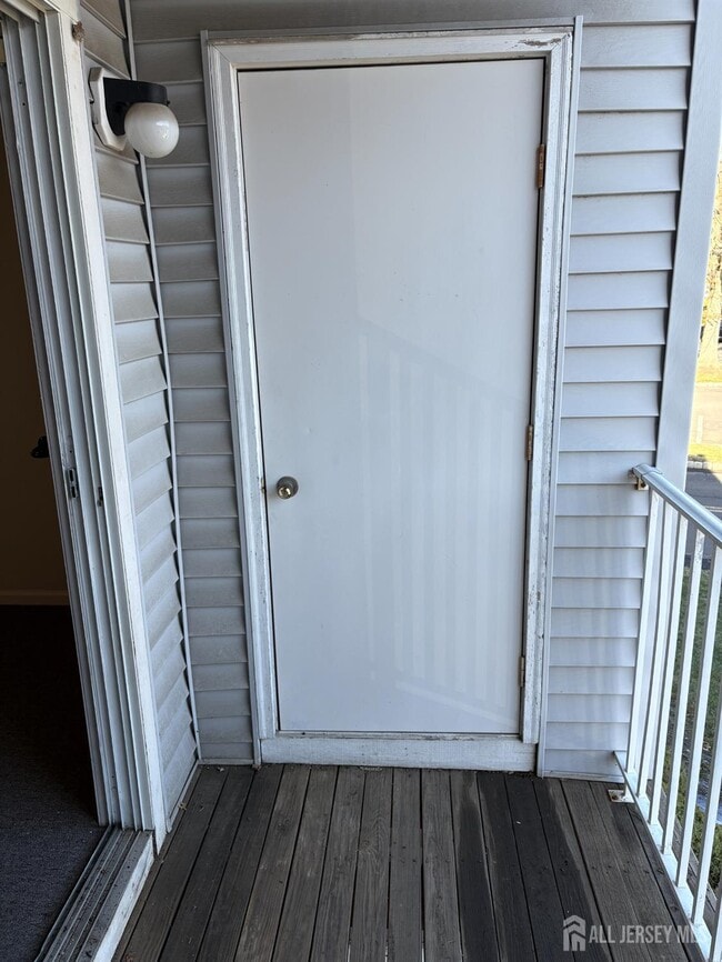 Building Photo - 420 Stratford Pl