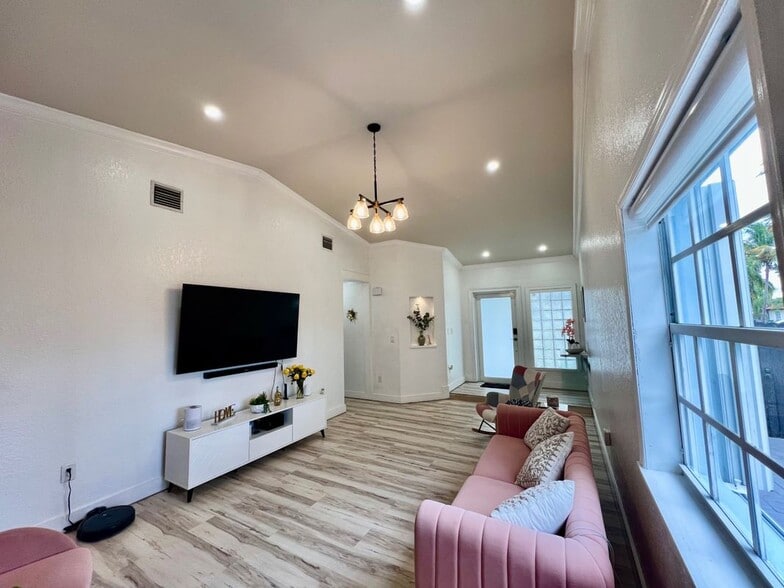 Building Photo - 14610 SW 171st Terrace