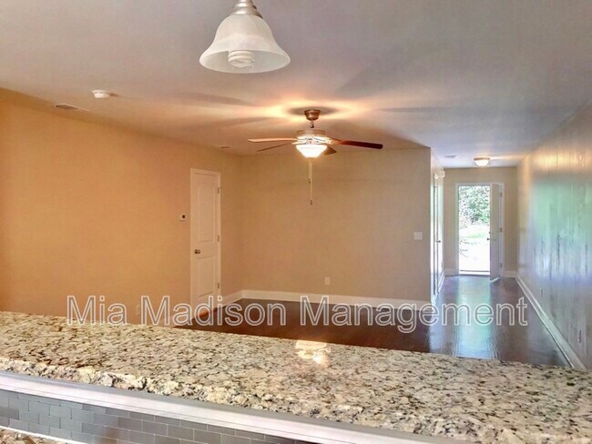 Building Photo - 11330 White Bluff Rd
