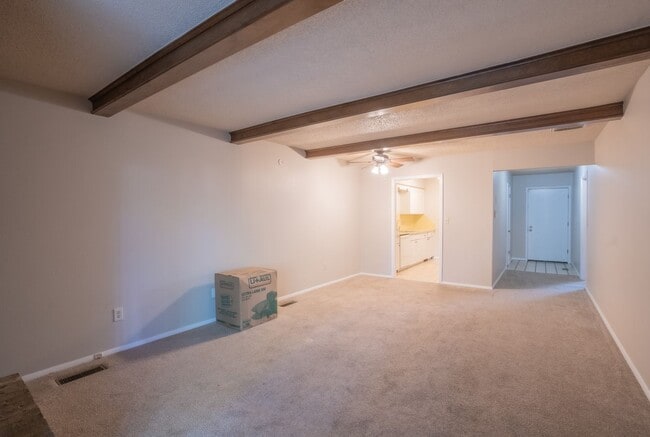 Building Photo - 6119 S Troost Ave