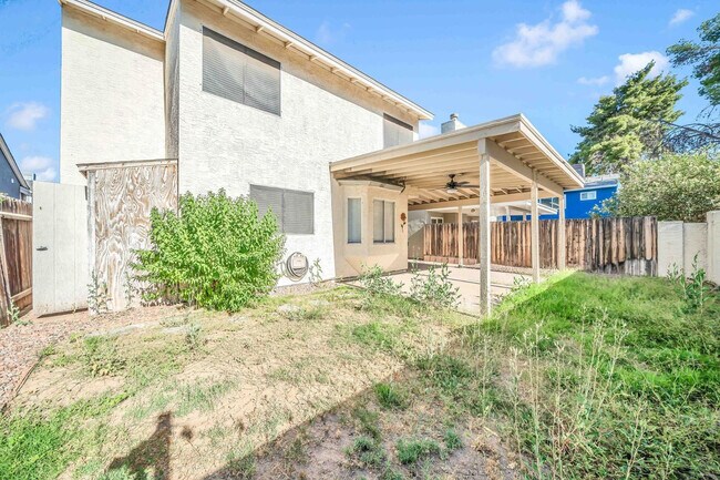 Building Photo - 18612 N 4th Dr