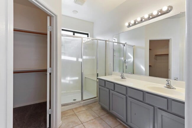 Building Photo - 45099 W Desert Cedars Ln