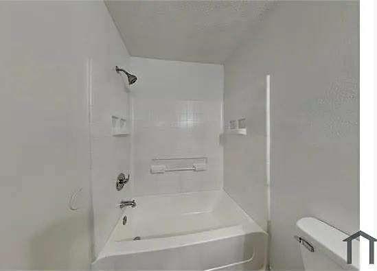 Building Photo - 7340 Concordia Ln