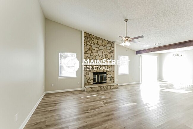 Building Photo - 3 Bedroom Pet-Friendly Home in Mint Hill, NC with Main Street Renewal