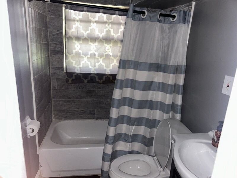 Building Photo - 1129 Bedford Ave