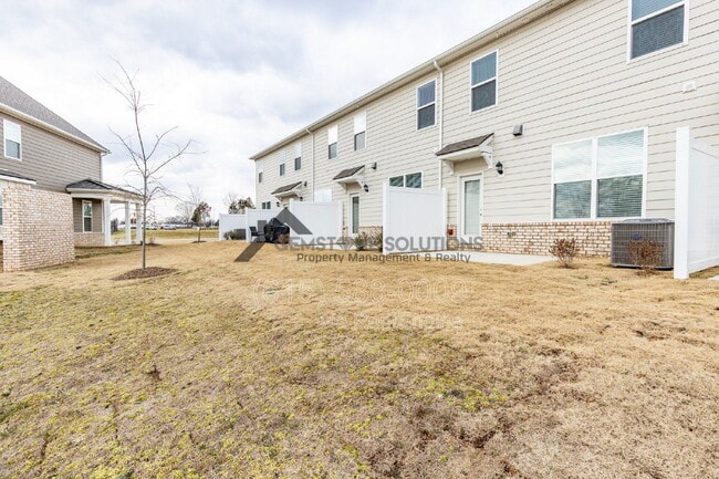 Building Photo - 4208 Oswin Dr