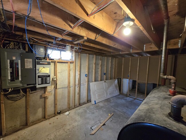 Building Photo - 38 Johnson Ln