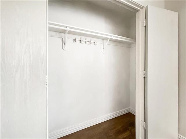 Building Photo - 2328 Heads And Tails Ln