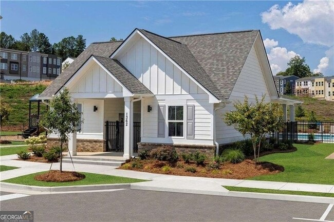 Building Photo - 1422 Creekside Cir NW