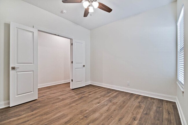 Building Photo - 336 Turnberry Ct