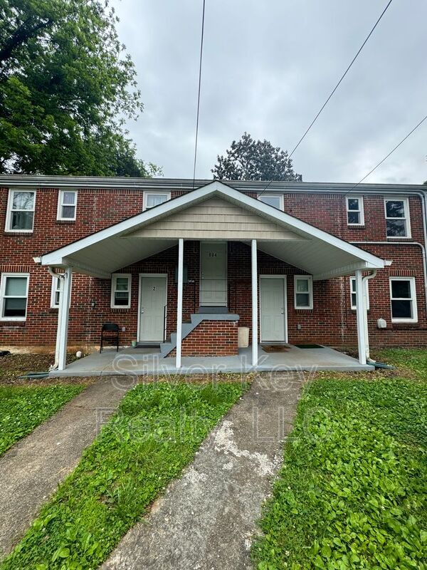 Building Photo - 804 Ingleside Ave