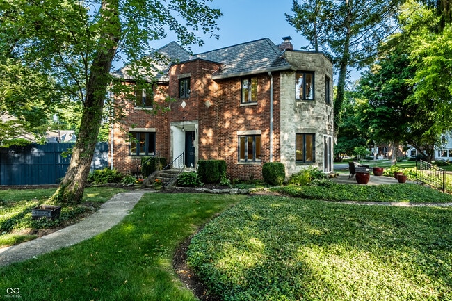 Building Photo - 5758 Wildwood Ave