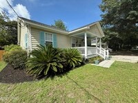 Building Photo - 2717 Oaklawn Ave