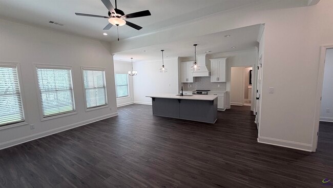 Building Photo - 524 Bristleleaf Path