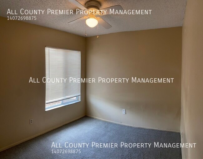 Building Photo - PENDING APPLICATION! Nice 2 Bedroom 2 Bath...