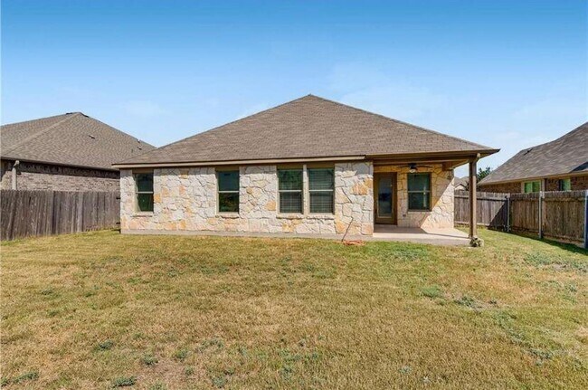Building Photo - 108 Wallin Farms Dr
