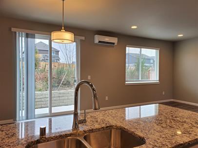 Building Photo - 6909 Delaney Ln NE