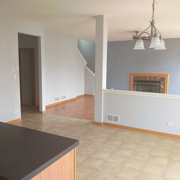 Building Photo - 277 W Biros Ln